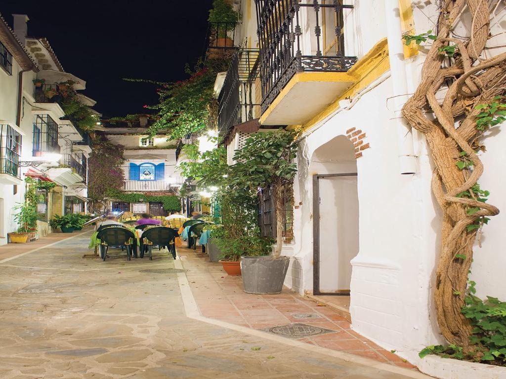 Casa Bora Bora Villa Marbella Exterior photo